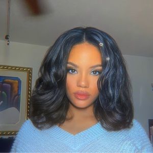 Meet your Posher, Jaysia